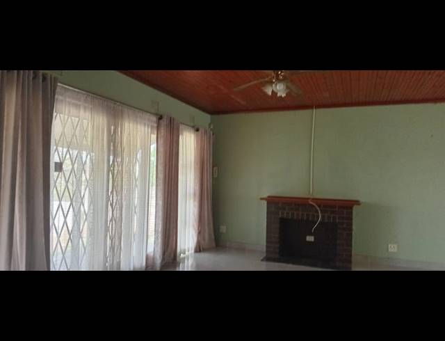 3 BEDROOM HOUSE FOR SALE IN SARNIA